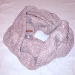 Coach Loose Cable Knit Scarf